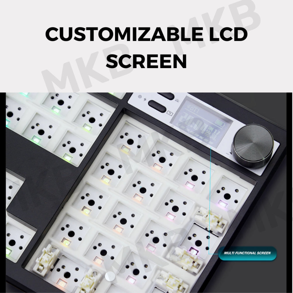 Customizable LCD screen on the Zuoya GMK104 keyboard displaying dynamic settings and personalization options.